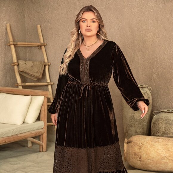 Plus Size V-Neck Balloon Sleeve Maxi Dress - Picture 1 of 8